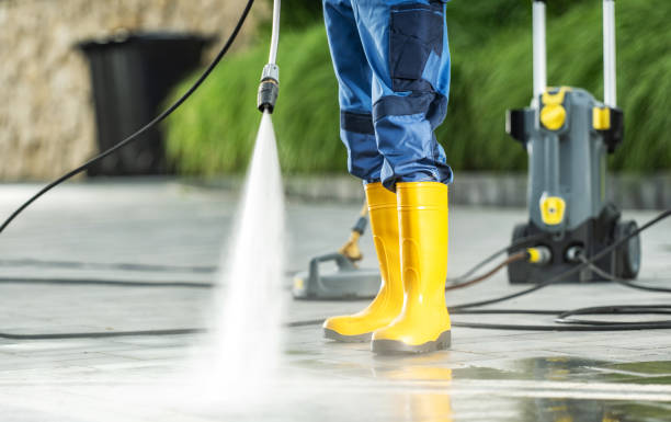 Best Commercial Building Pressure Washing  in Five Points, OH